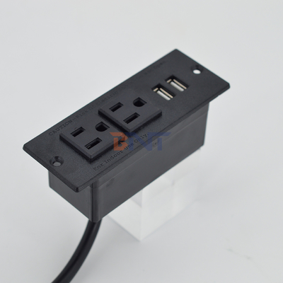 Striscia di alimentazione inserita US standard presa di corrente da scrivania montabile 2 prese e 2 prese USB di tipo A per il divano del gabinetto