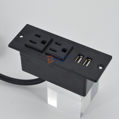 Striscia di alimentazione inserita US standard presa di corrente da scrivania montabile 2 prese e 2 prese USB di tipo A per il divano del gabinetto