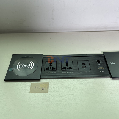 Nuovo stile Desktop Slip Cover Power Sliding Socket 10A Corrente nominale con caricabatterie wireless per casa e ufficio