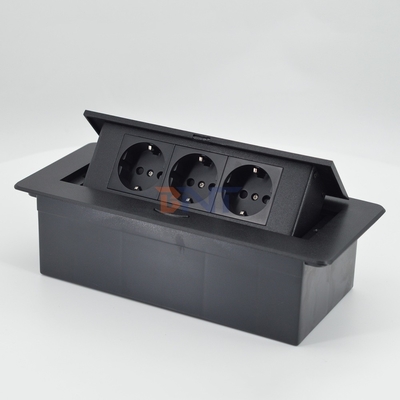 OEM/ODM EU Power Strip Extension Socket Tower 16A 3 Outlets IP44 per il Regno Unito US CN per l'elettronica
