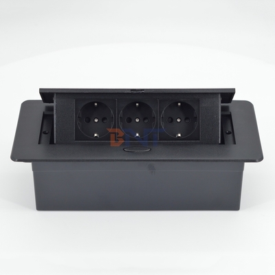OEM/ODM EU Power Strip Extension Socket Tower 16A 3 Outlets IP44 per il Regno Unito US CN per l'elettronica