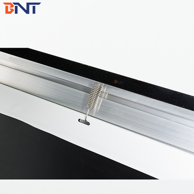 Bnt250 Inch Matte White Fabric Fast Fold Projector Screen con telaio pieghevole quadrato in alluminio metallico