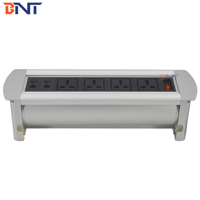quattro interfaccia di rete utilizzata in ufficio sala manuale flip up socket MK1144