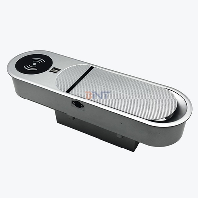 Presa di corrente da scrivania multifunzione con 2 uscite di ricarica AC e 2 USB A e caricatore wireless