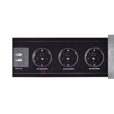 Disegno di presa di corrente elettrica Euro Tabletop Slip-Open con 3 prese di corrente 16A