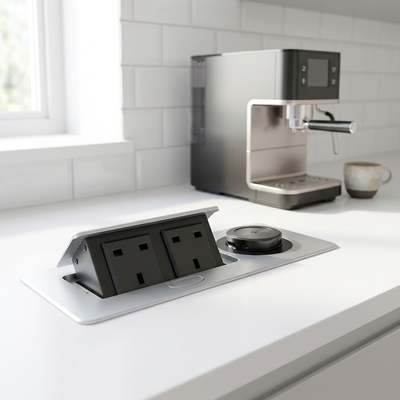Presa di corrente pop-up in vendita, unità di distribuzione di corrente desktop con ricarica wireless duale standard UK da 15W per la comodità del desktop