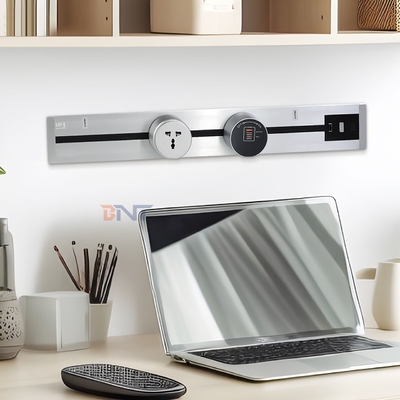 Presa a binario a parete in stile moderno, comoda presa multipla rimovibile CA per standard universali del Regno Unito